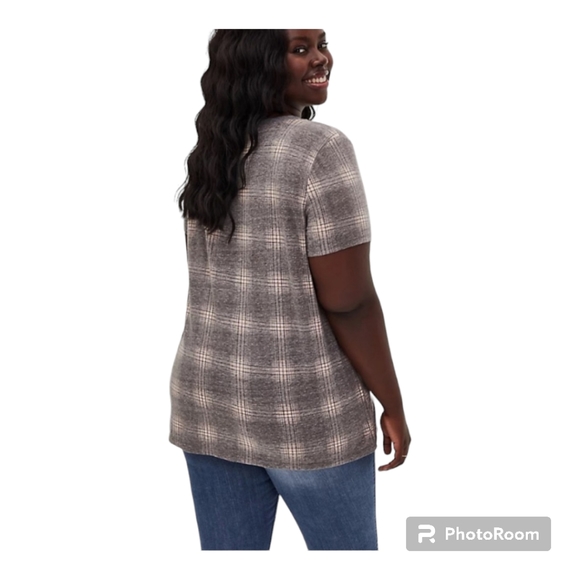 🌟3 For $15 SALE🌟 Torrid Vintage Classic Fit Plaid Tee - Picture 2 of 5